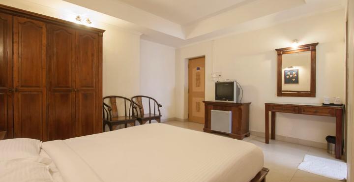 Capital O 66763 Blossoms Serviced Apartments Madras Buitenkant foto